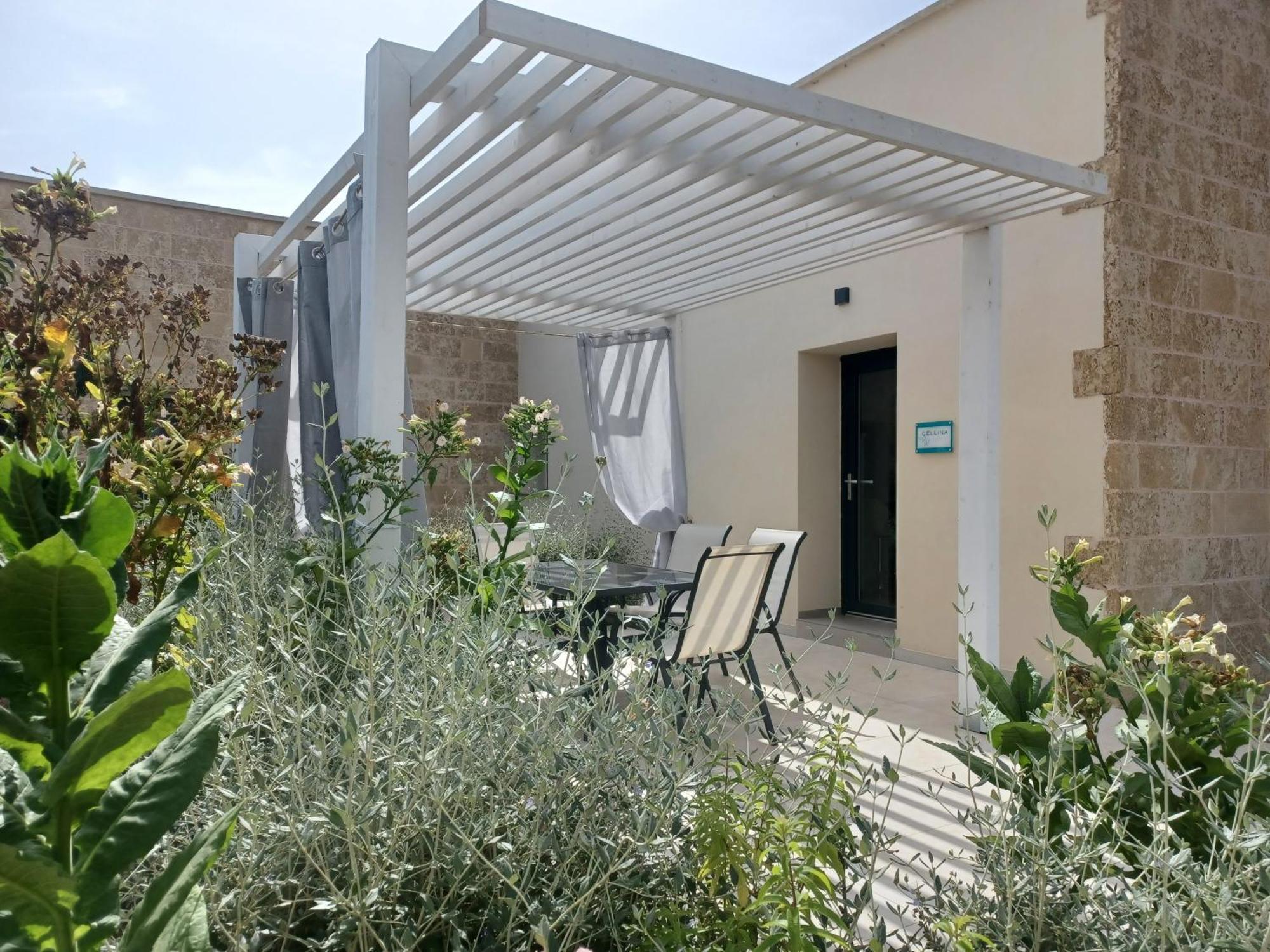 Zeituna Lodge A Porto Cesareo Torre Lapillo Buitenkant foto
